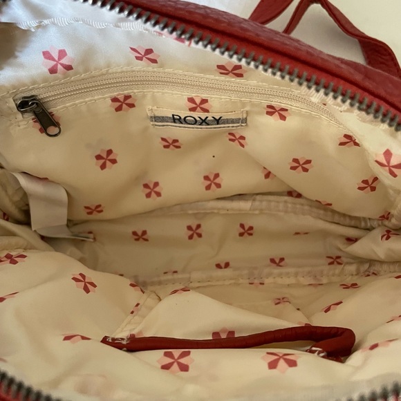 ROXY Crossbody Bag Purse - Picture 5 of 5